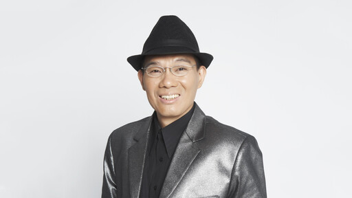 染色的头鬃铃声