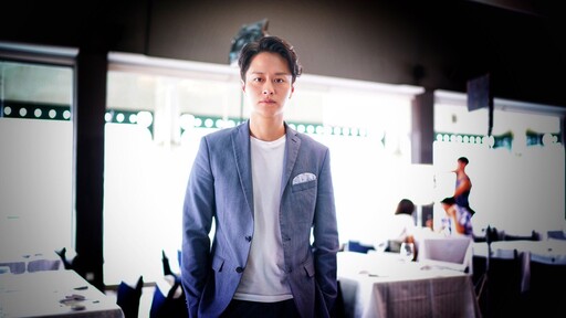 謝東閔、戴祖儀-逆流直上鈴聲